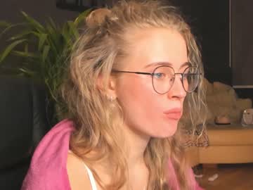 webcam girl linellali image #2837279