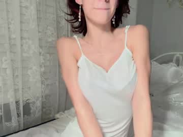 webcam girl littlegreekflower image #8845147