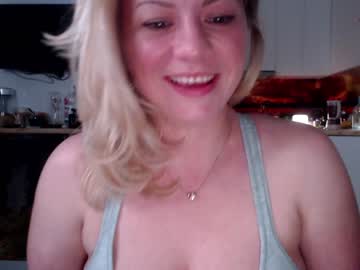 webcam girl kiradivine image #1768650
