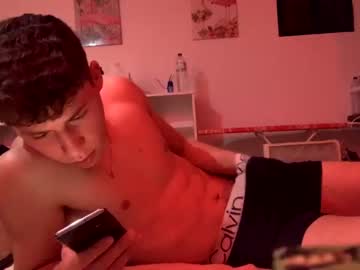 webcam man youthblond12 image #3320638
