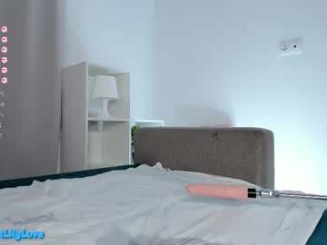 webcam girl olsenspring image #8814267