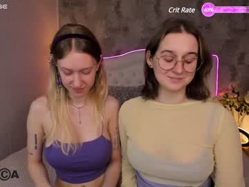 webcam couple jitoon_exe image #5989827