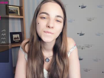 webcam girl shy_media image #4381793
