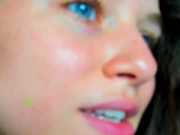 webcam girl demurelixir image #4307859