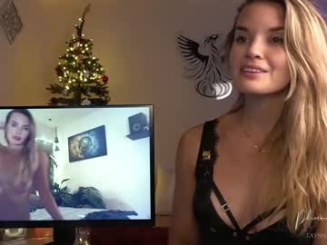 webcam girl phoenix_taylor image #5943186