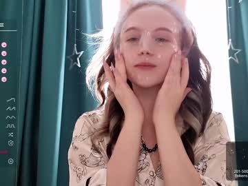 webcam girl small_blondee image #5442651