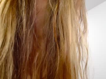webcam girl ambertan1 image #7461100