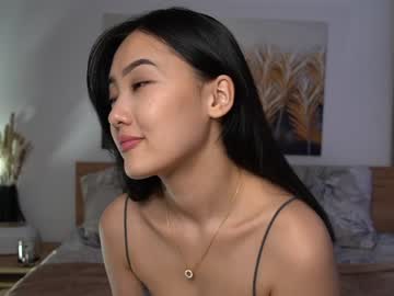 webcam girl refined_style image #6681806