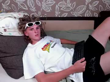 webcam man skate_mate image #5040323