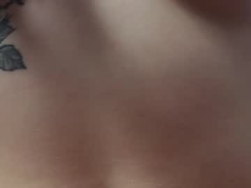 webcam girl strawberryjamx image #3907664