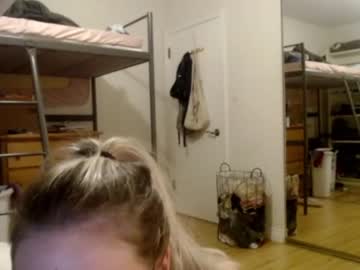 webcam girl bambis_honeypot image #1053148