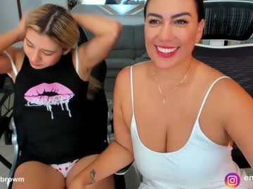 webcam couple emillybrowm image #5055592