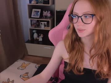 webcam girl plastic_beach image #7797251