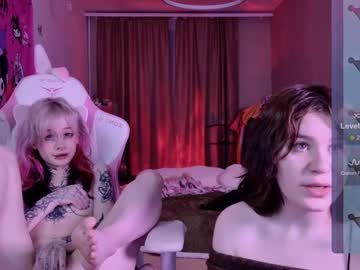 webcam girl lollyshy__ image #8625334