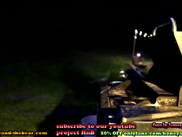 webcam couple honeyand_thebear image #1900059
