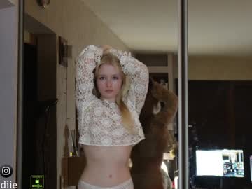 webcam girl bestblondiiecb image #7267604