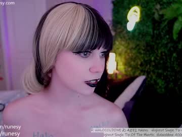 webcam girl runesy image #6514300