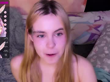 webcam girl nyakawaii69 image #4412512