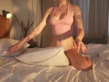 webcam girl kira_censori image #7804263