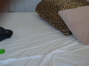 webcam girl erikabee image #2240476