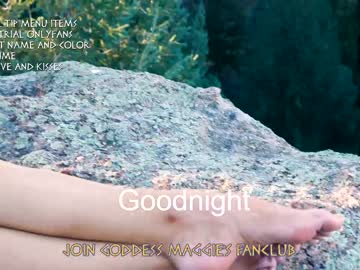 webcam girl maggielovieee image #3645817
