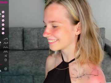 webcam girl lynnatlee image #7193226