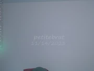 webcam girl petitebrat image #5689318