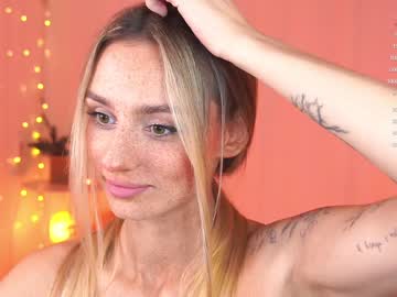 webcam girl artease image #5960696