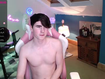 webcam man alfiegreenxxx image #1425152