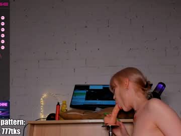 webcam girl crystalreves image #2194315