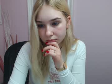 webcam girl lila_page image #1134685