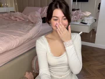 webcam girl cuteelsa_ image #8639850