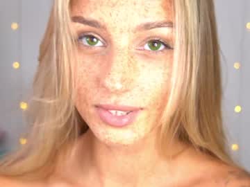 webcam girl artease image #7208207