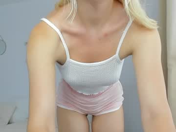 webcam girl rennatha21 image #2032669