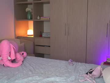 webcam girl veroniqe_lounge image #5130633