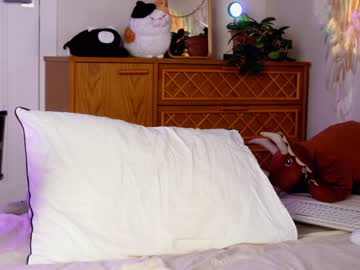 webcam girl meadowthayer image #3541000