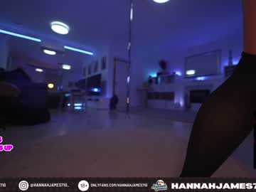 webcam girl hannahjames710 image #3026881