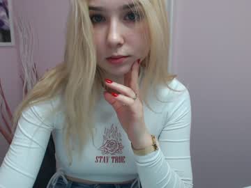 webcam girl lila_page image #1135384
