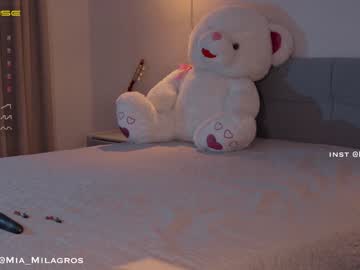 webcam girl mia_milagros image #3357907