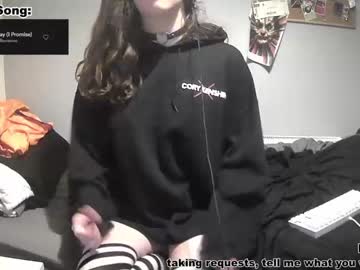 webcam tranny dumbsushiskye image #399072