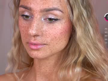 webcam girl artease image #6318012