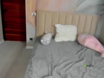 webcam girl zoe_0 image #2242497