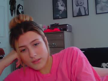 webcam girl briadominick image #7799815
