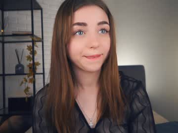 webcam girl rowenahallman image #8296458