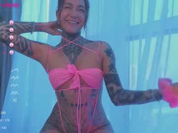 webcam girl nickyneck image #6432418
