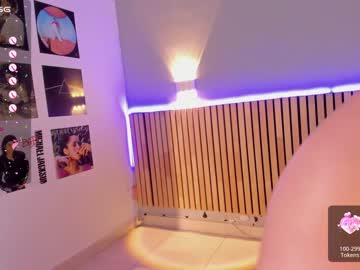 webcam girl little_effy18 image #6596925