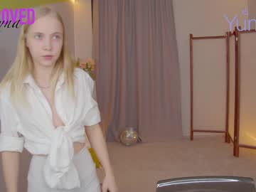 webcam girl y_u_m_i_k_a image #3604578