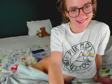 webcam girl innocentprovenguilty image #4036725
