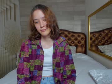 webcam girl lil_stitch image #2673088