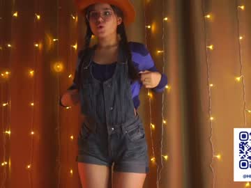 webcam girl helenmoors image #4772307